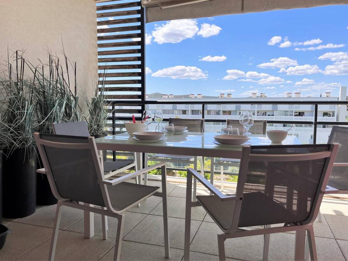 Charmant T2 Climatise Avec Grande Terrasse, Piscine Et Parking Privatif, Proche Plage Et Commerces. - Fr-1-251-441 Le Lavandou Exteriör bild