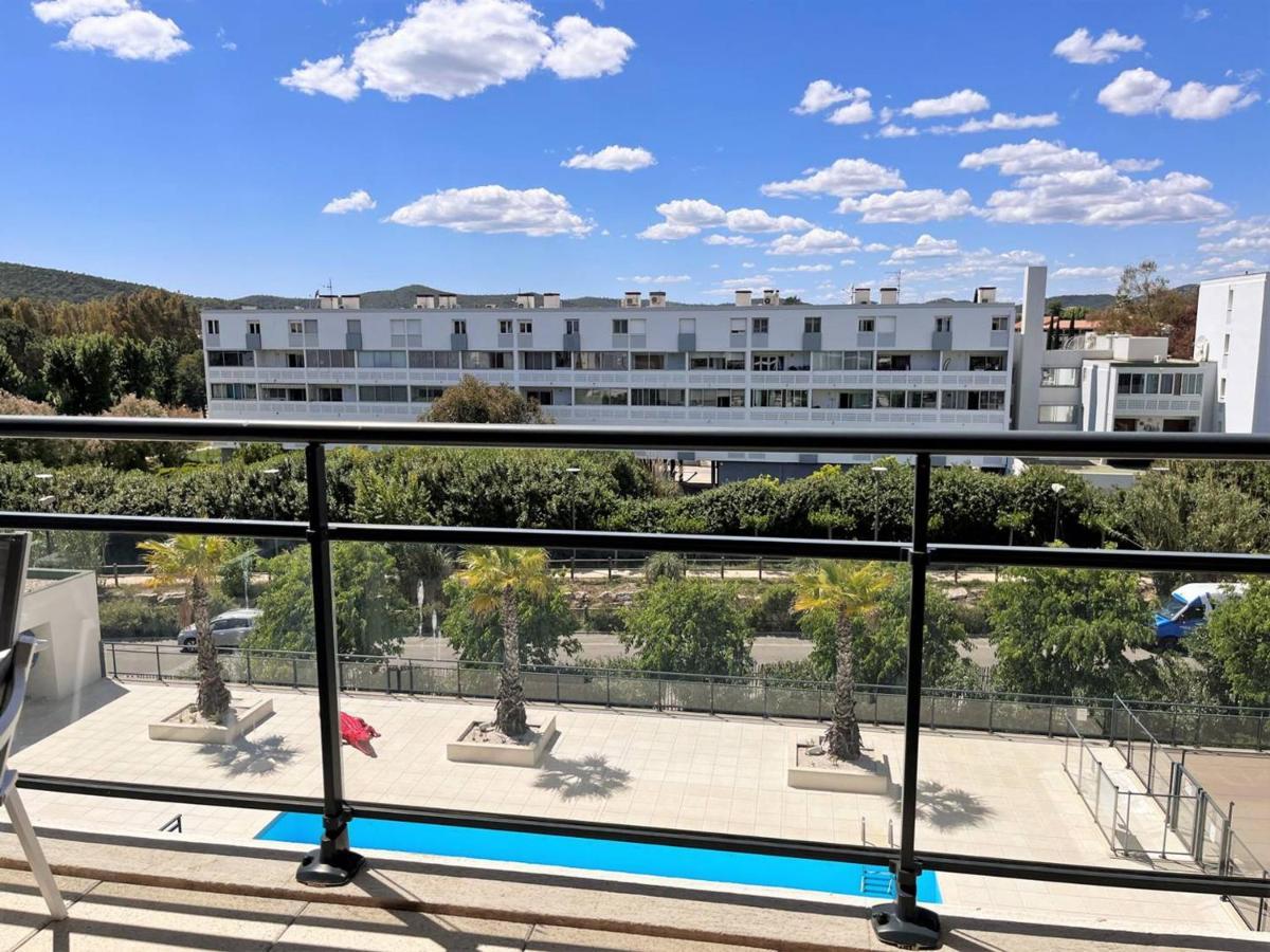 Charmant T2 Climatise Avec Grande Terrasse, Piscine Et Parking Privatif, Proche Plage Et Commerces. - Fr-1-251-441 Le Lavandou Exteriör bild